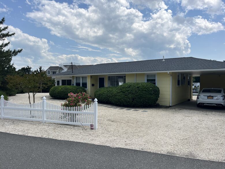 Charming Waterfront Escape in Loveladies - Beach Haven, New Jersey