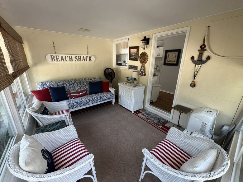 Charming Waterfront Escape in Loveladies - Beach Haven, New Jersey