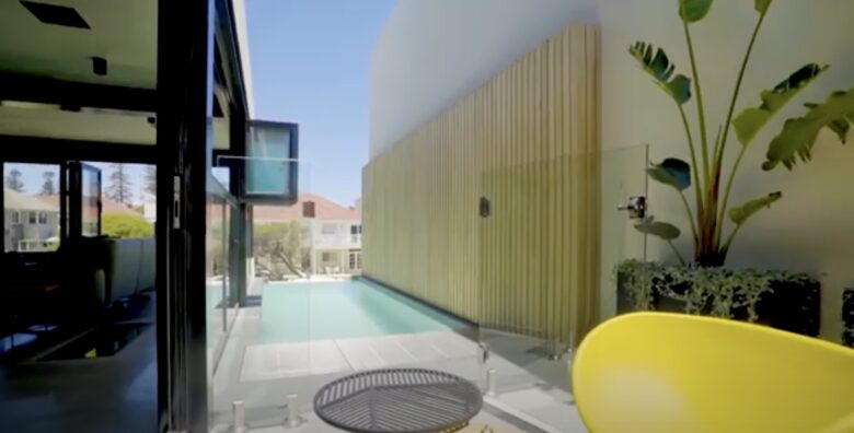 Contemporary Waterfront Elegance in Perth - Perth, Australia