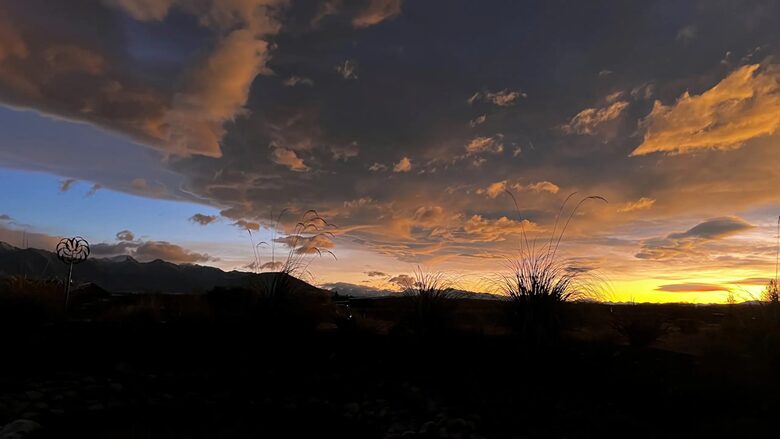 Mountain Majesty in the Heart of Twizel - Twizel, New Zealand