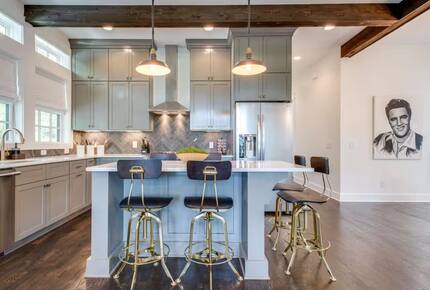 Elegant East Nashville Escape - Nashville, Tennessee