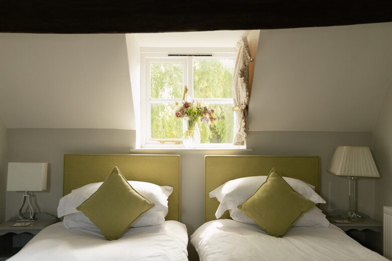 Cotswolds Country Retreat with hot tub - Langford, United Kingdom
