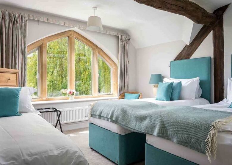 Cotswolds Country Retreat with hot tub - Langford, United Kingdom