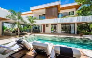 Elegant Escape in Hacienda Pinilla with Private Pool - Tamarindo, Costa Rica