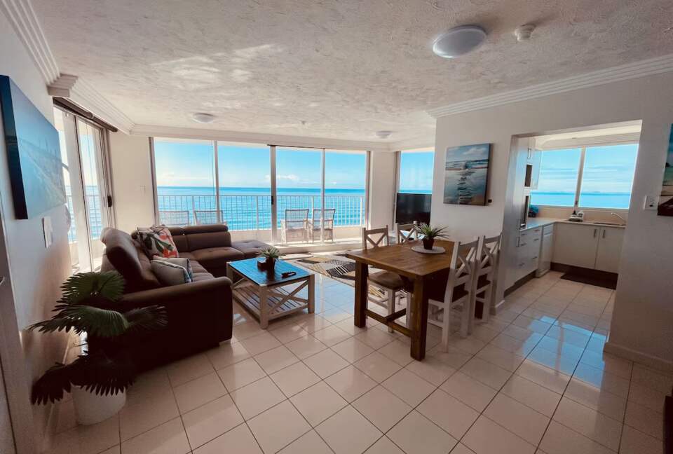 Oceanview Escape in Main Beach - Gold Coast, Australia