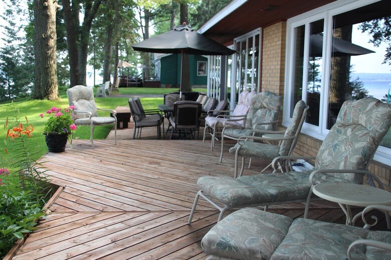 Refined Lakefront Living on Pristine Higgins Lake - Roscommon, Michigan