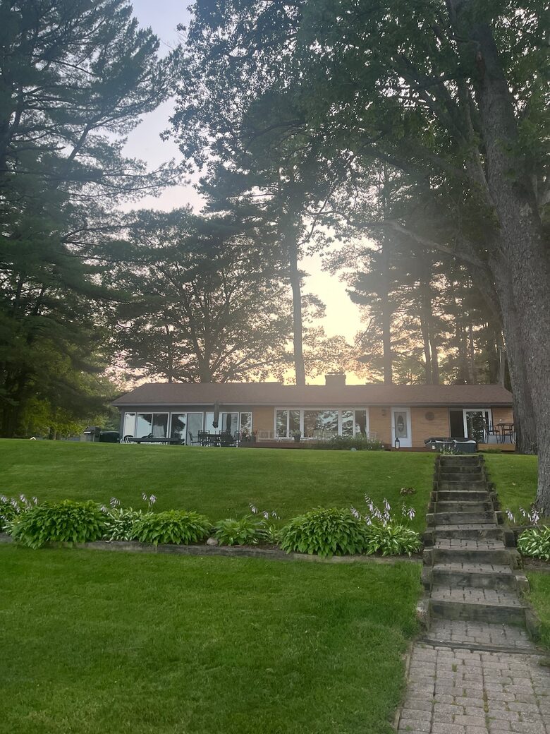 Refined Lakefront Living on Pristine Higgins Lake - Roscommon, Michigan