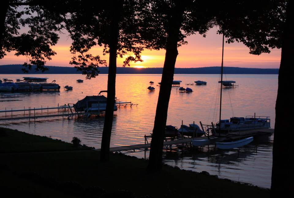 Refined Lakefront Living on Pristine Higgins Lake - Roscommon, Michigan