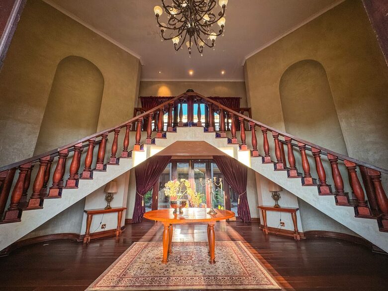 Vaal-Villa | Vintage Style Farmhouse - Vanderbijlpark, South Africa