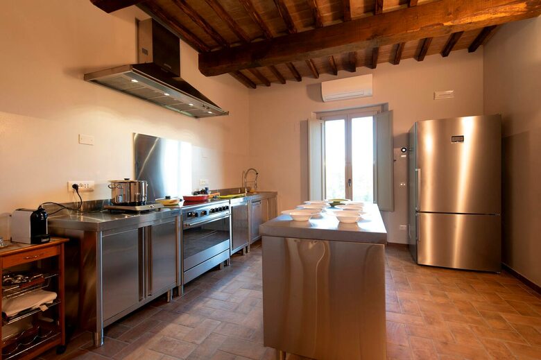 15th-Century Farmhouse in the Heart of Chianti - Lucignano, Italy