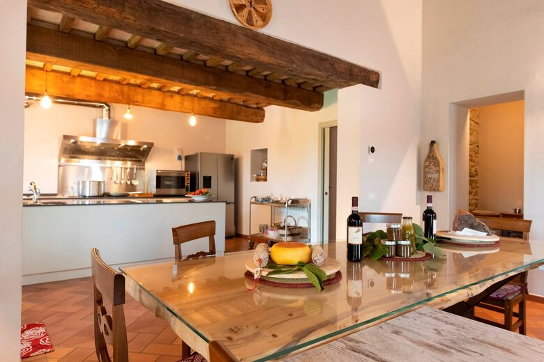 15th-Century Farmhouse in the Heart of Chianti - Lucignano, Italy