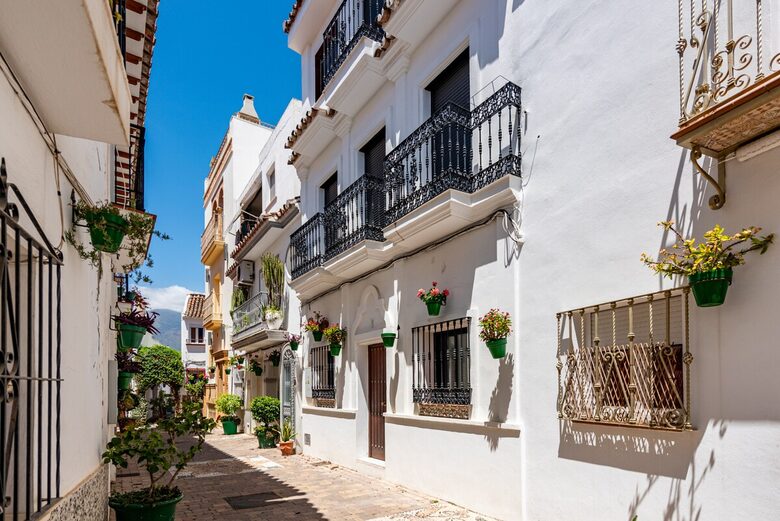 Stylish Andalusian Home in Estepona’s Historic Heart - Estepona, Spain