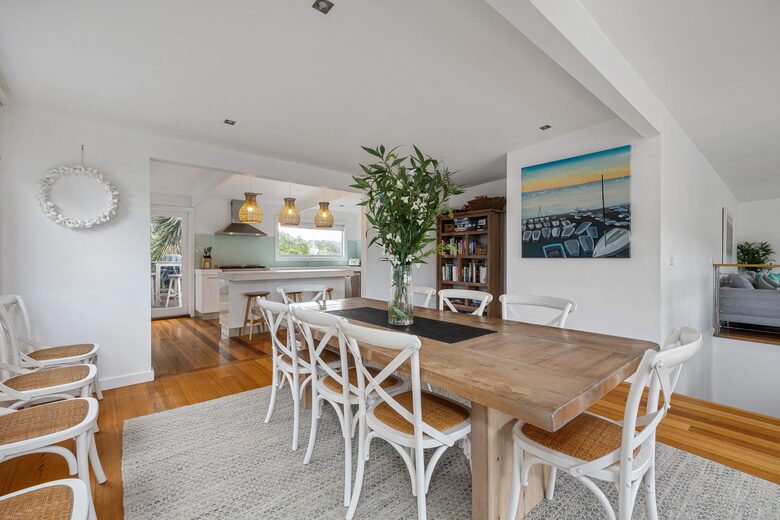 Blairgowrie Front Beach House | Refined Coastal Retreat Steps from the Sea - Blairgowrie, Australia