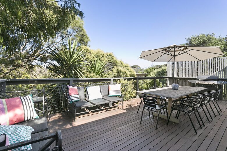 Blairgowrie Front Beach House | Refined Coastal Retreat Steps from the Sea - Blairgowrie, Australia
