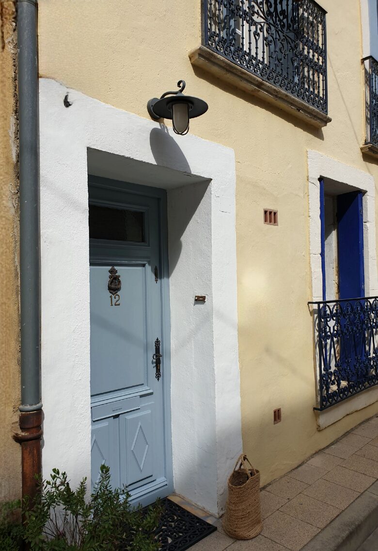 Charming Restored Village Home with Stylish Interiors - Pouzolles, France