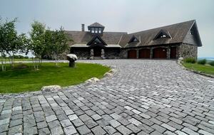 Charming Guest House on a 200/Acre Gated Estate - Middletown, Connecticut