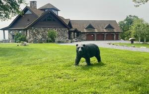Charming Guest House on a 200/Acre Gated Estate - Middletown, Connecticut