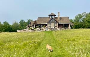 Charming Guest House on a 200/Acre Gated Estate - Middletown, Connecticut