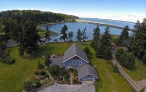 Oceanview Lodge with Over 600’ of Waterfront - Coupeville, Washington