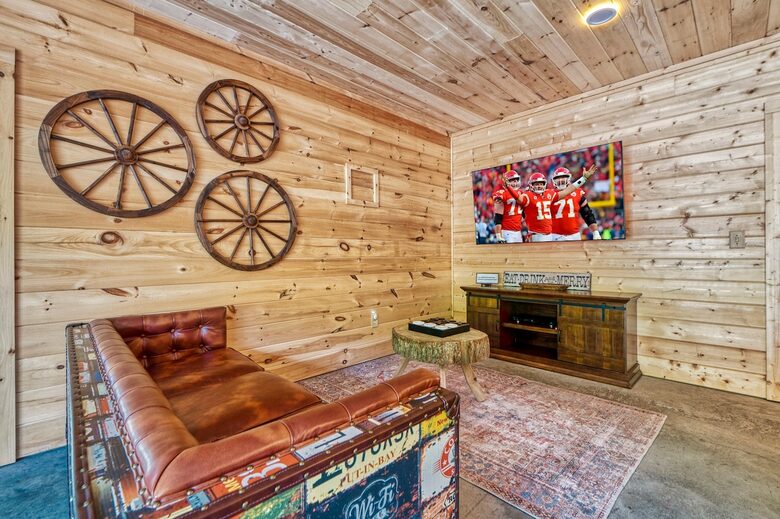 Serene Smoky Mountains Escape with Game & Theater Rooms - Sevierville, Tennessee