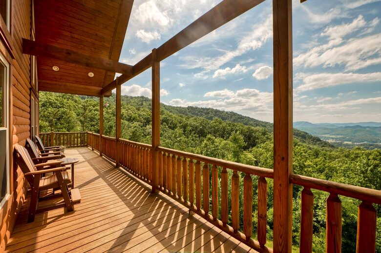Serene Smoky Mountains Escape with Game & Theater Rooms - Sevierville, Tennessee