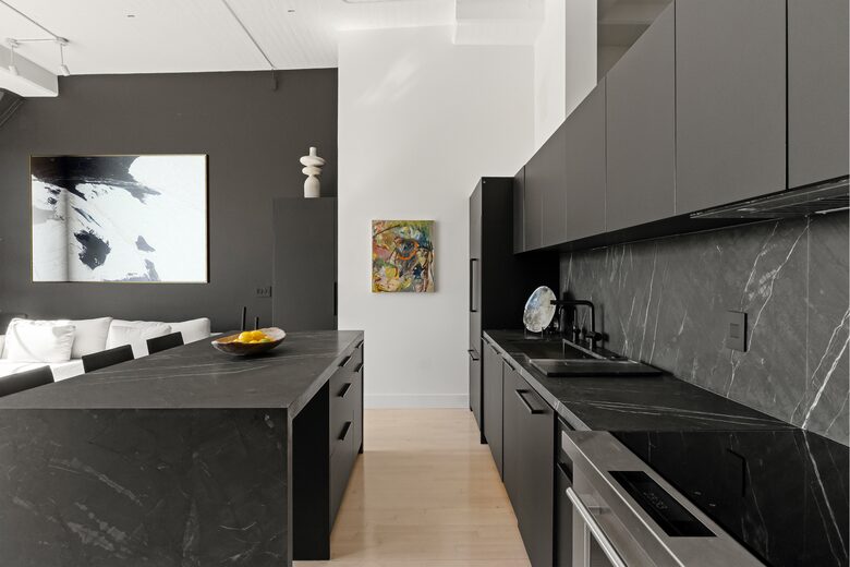 SF Penthouse Loft - San Francisco, California