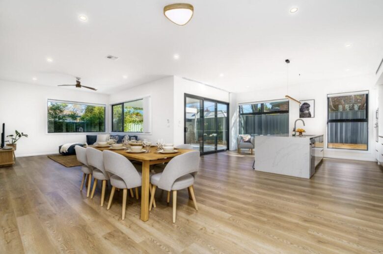 Modern Elegance in the Heart of Canberra - Canberra, Australia