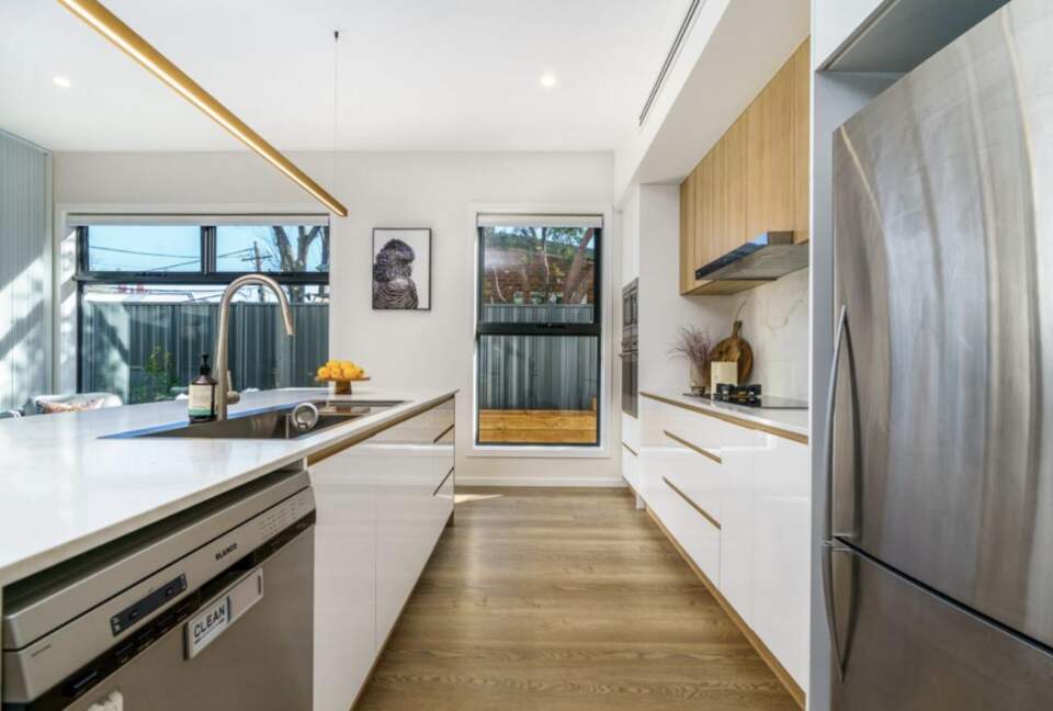 Modern Elegance in the Heart of Canberra - Canberra, Australia