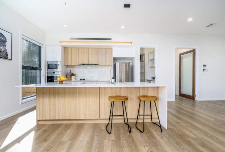 Modern Elegance in the Heart of Canberra - Canberra, Australia