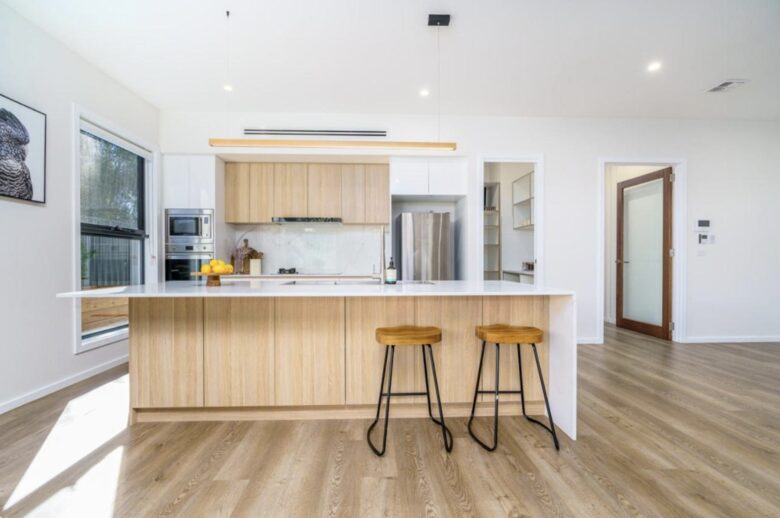 Modern Elegance in the Heart of Canberra - Canberra, Australia
