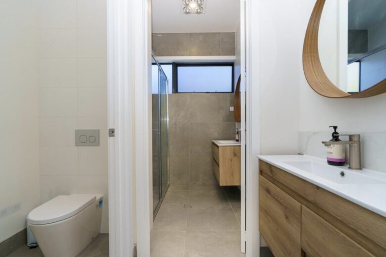 Modern Elegance in the Heart of Canberra - Canberra, Australia