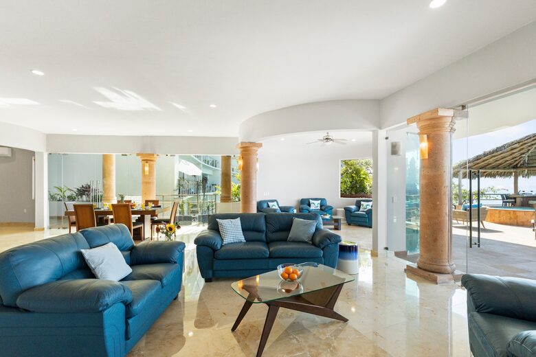 Bayview Villa Above Los Muertos Beach with Private Infinity Pool - Vallarta, Mexico