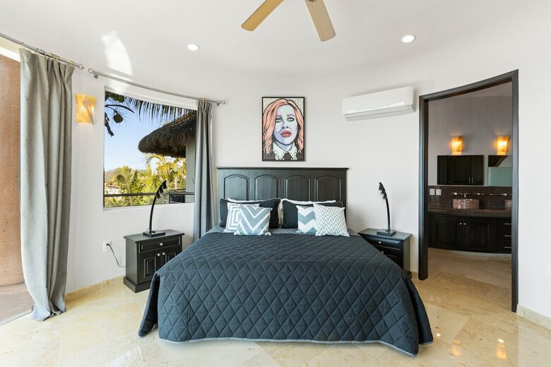 Bayview Villa Above Los Muertos Beach with Private Infinity Pool - Vallarta, Mexico