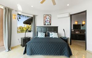 Bayview Villa Above Los Muertos Beach with Private Infinity Pool - Vallarta, Mexico