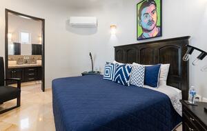 Bayview Villa Above Los Muertos Beach with Private Infinity Pool - Vallarta, Mexico
