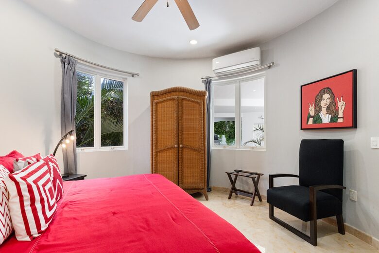 Bayview Villa Above Los Muertos Beach with Private Infinity Pool - Vallarta, Mexico