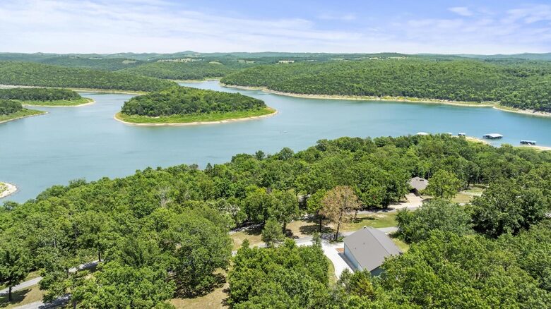 Lakeside Haven in the Ozarks - Missouri, Missouri