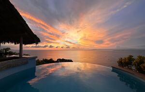 Bayview Villa Above Los Muertos Beach with Private Infinity Pool - Vallarta, Mexico