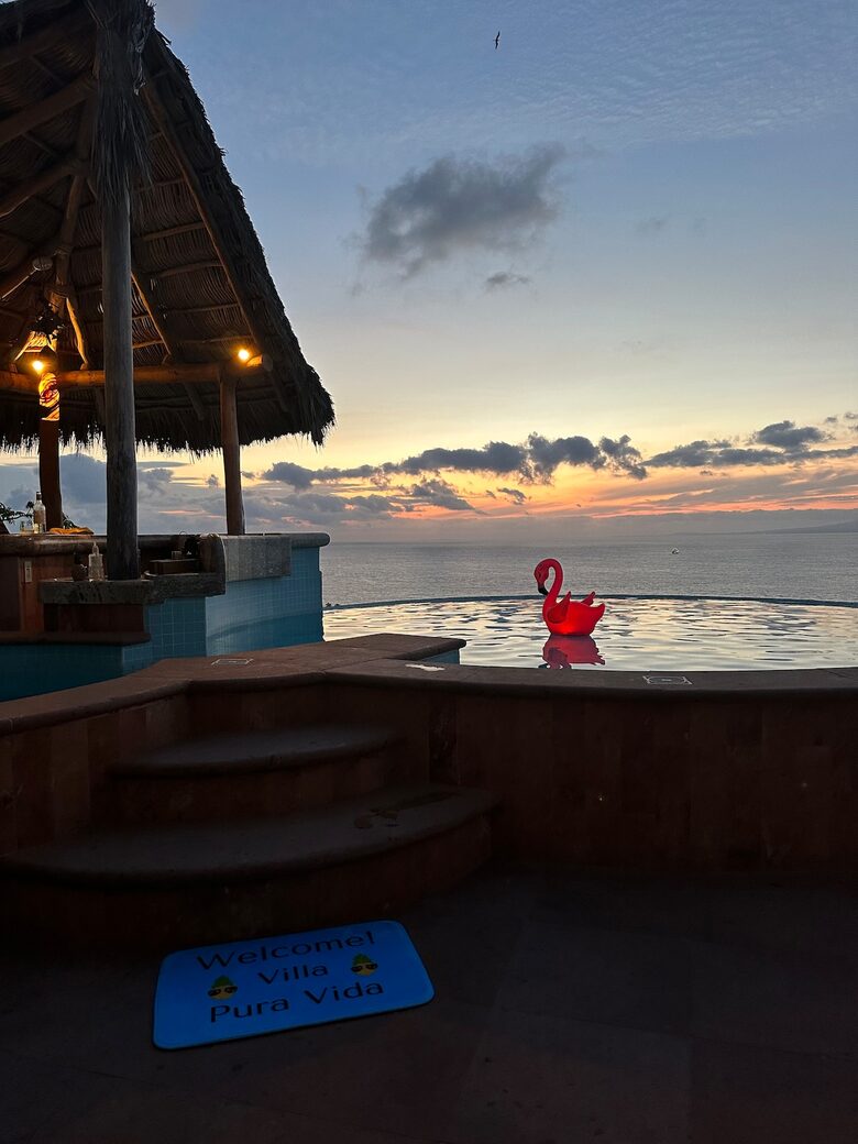 Bayview Villa Above Los Muertos Beach with Private Infinity Pool - Vallarta, Mexico