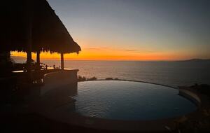 Bayview Villa Above Los Muertos Beach with Private Infinity Pool - Vallarta, Mexico
