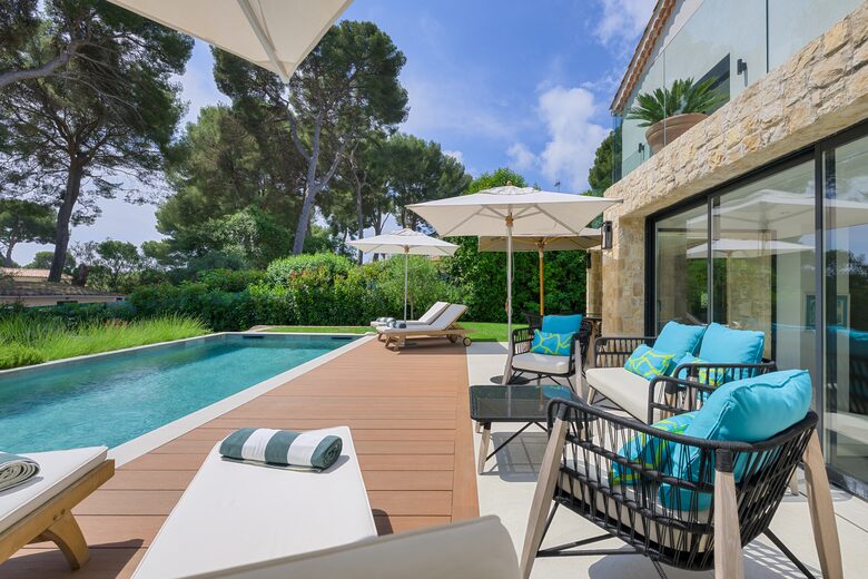 Elegant Mediterranean Retreat in Prestigious Cap d’Antibes - Cap d'Antibes, France