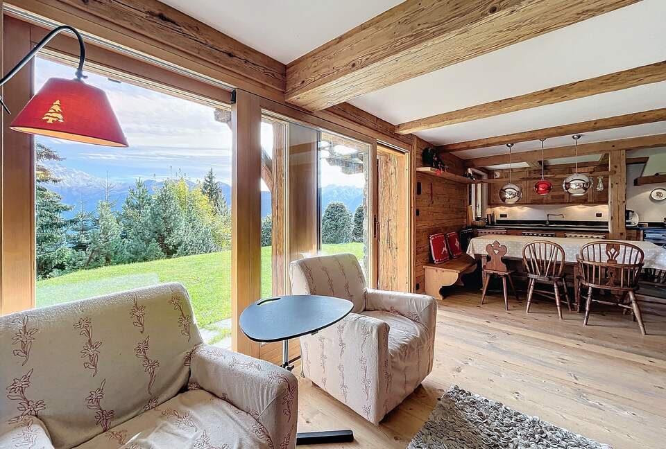 Sophisticated Alpine Apartment Steps from the Slopes - Verbier, Switzerland