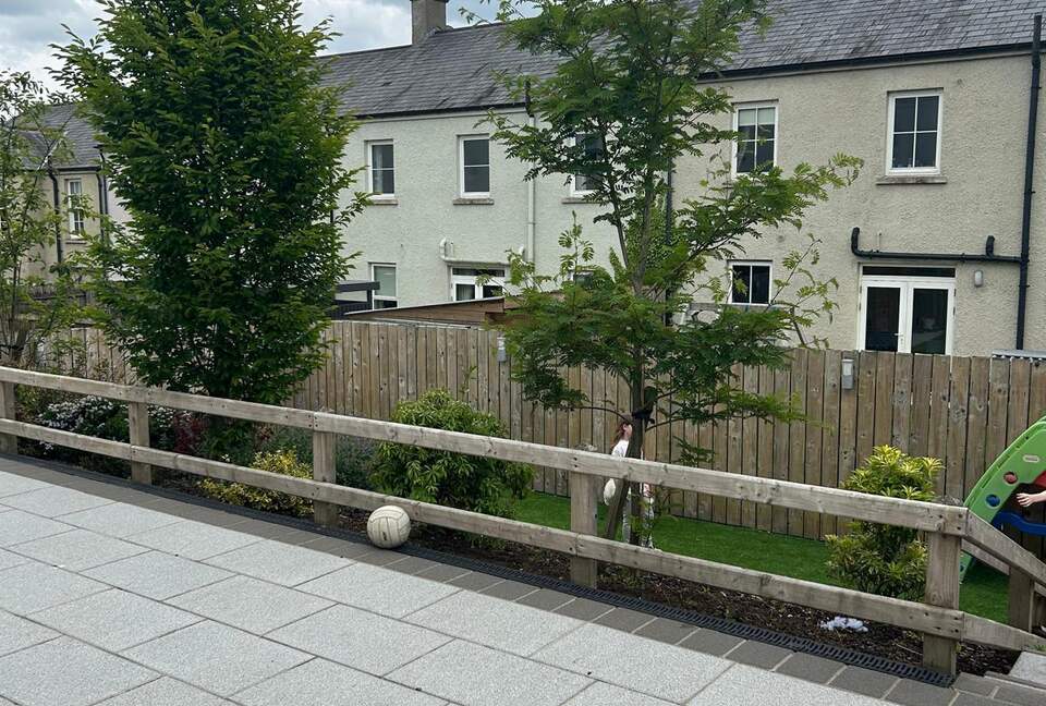 Rustic Townhouse on Castle Leslie Estate - Glaslough, Ireland