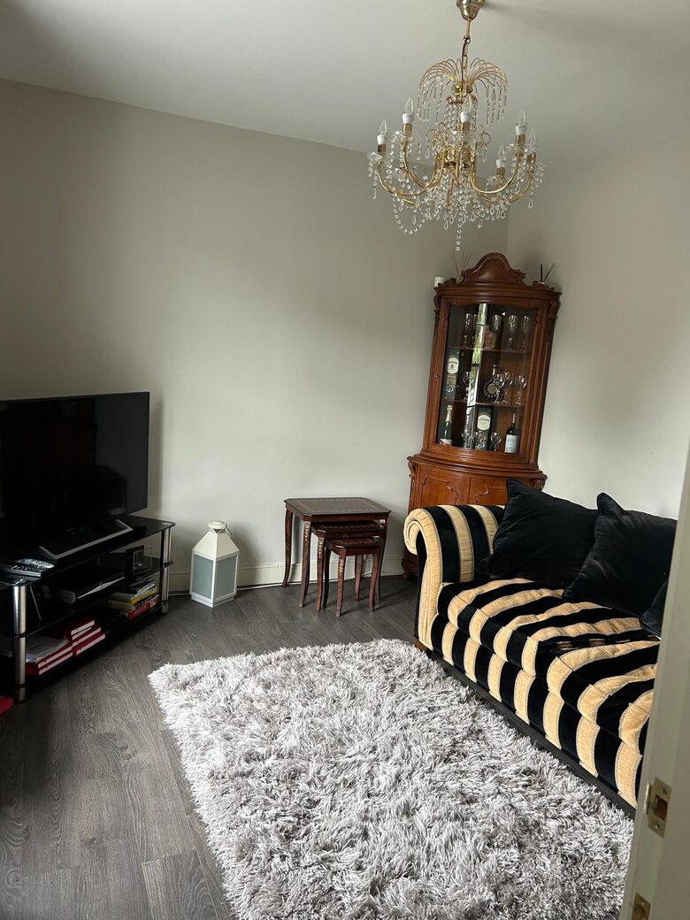 Rustic Townhouse on Castle Leslie Estate - Glaslough, Ireland