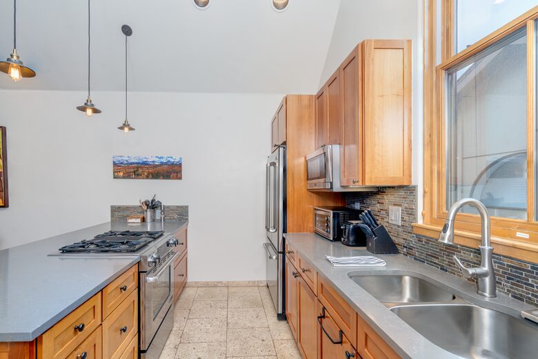 Owl Meadows Condo In The Heart of Telluride - Telluride, Colorado