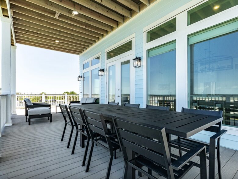 Elegant Gulf-Front Haven in Beachside Village - Galveston, Texas