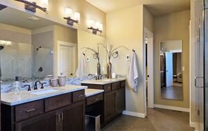 Pacific Northwest Luxe Home Near Woodinville Wineries - Bothell, Washington