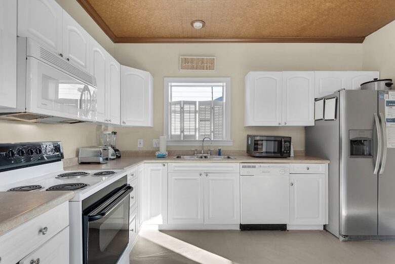 Multi-Level Beachside Elegance with Private Pool & Carriage House - Destin, Florida