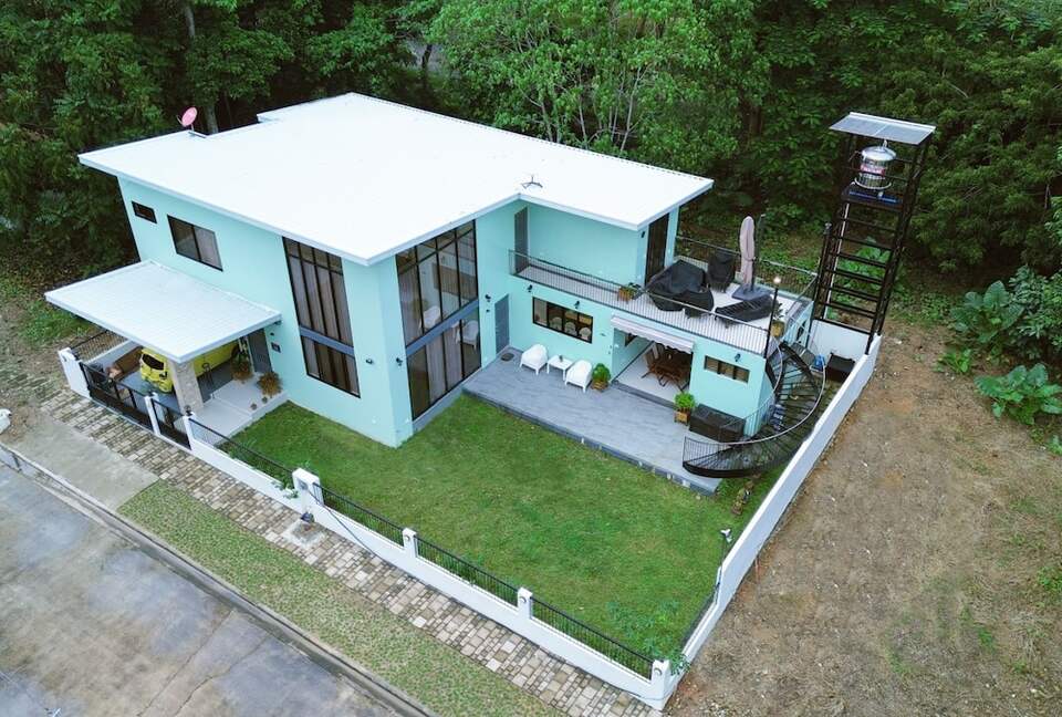 Charming Family Retreat in the Heart of Coron - Coron, Philippines