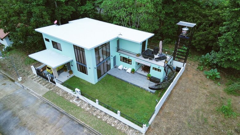 Charming Family Retreat in the Heart of Coron - Coron, Philippines